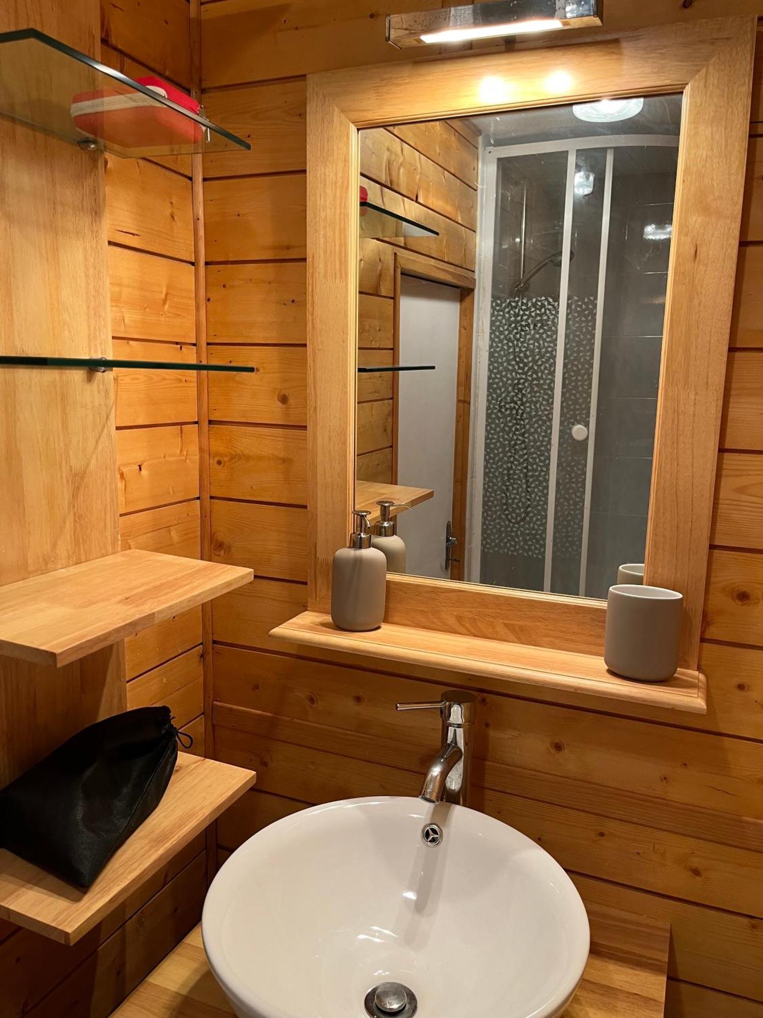 Chalet Des Myrtilles - Chalet Cosy Avec Vue Arette Bagian luar foto